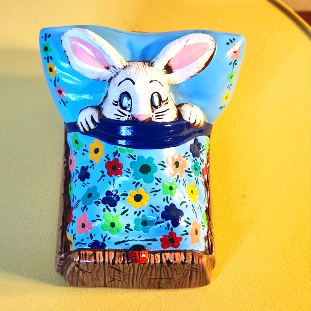 Vtg Painted Ceramic Pendelfin Style Wakey Easter Bunny Rabbit Signed Shirl 76